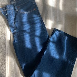 Levi’s Women’s Ribcage Straight Jeans